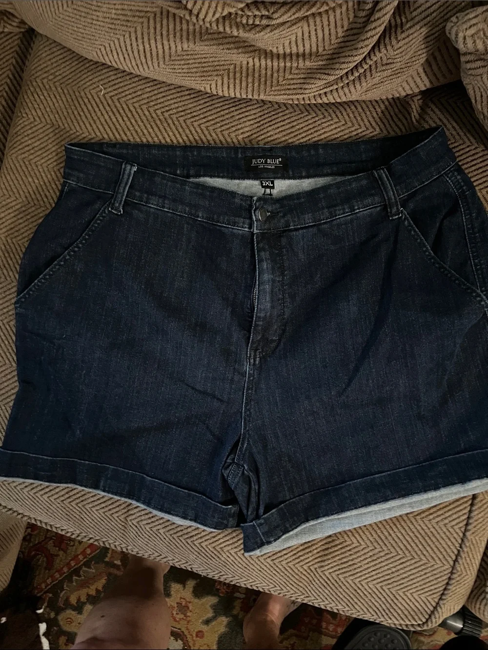 Judy Blue Dark Wash Denim Shorts - Picture 1 of 3